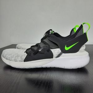 Nike Flex Contact 3 size 8 Men